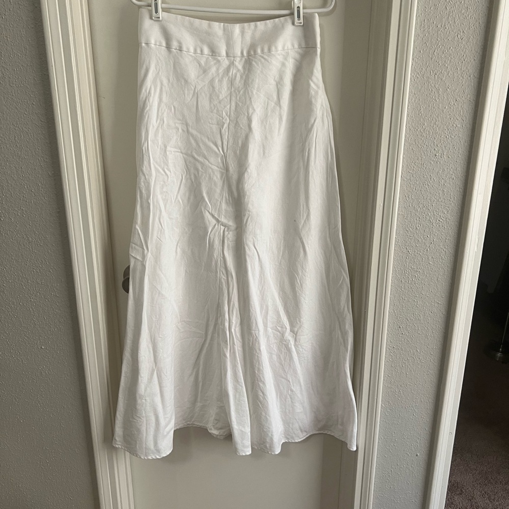 Banana Republic Long White Linen Skirt